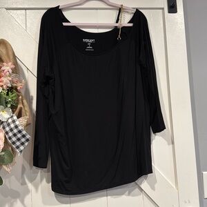 Torrid super soft knit size 2X with metal hardware and adjustable strap